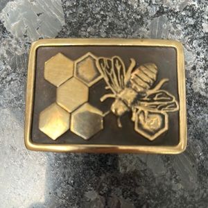 1977 Solid Brass Bee / Beehive belt buckle